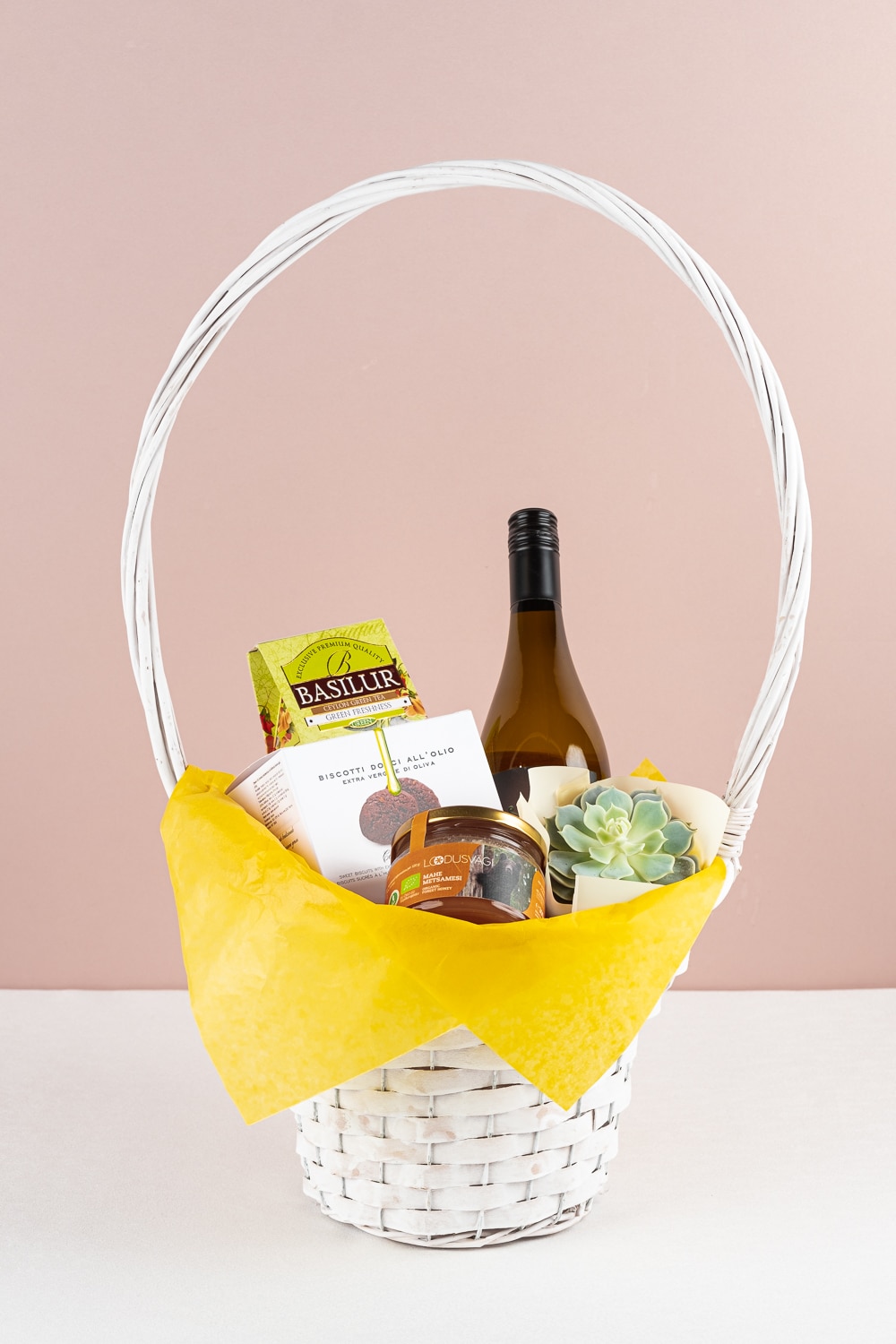 Подарочная корзина «От сердца с любовью»