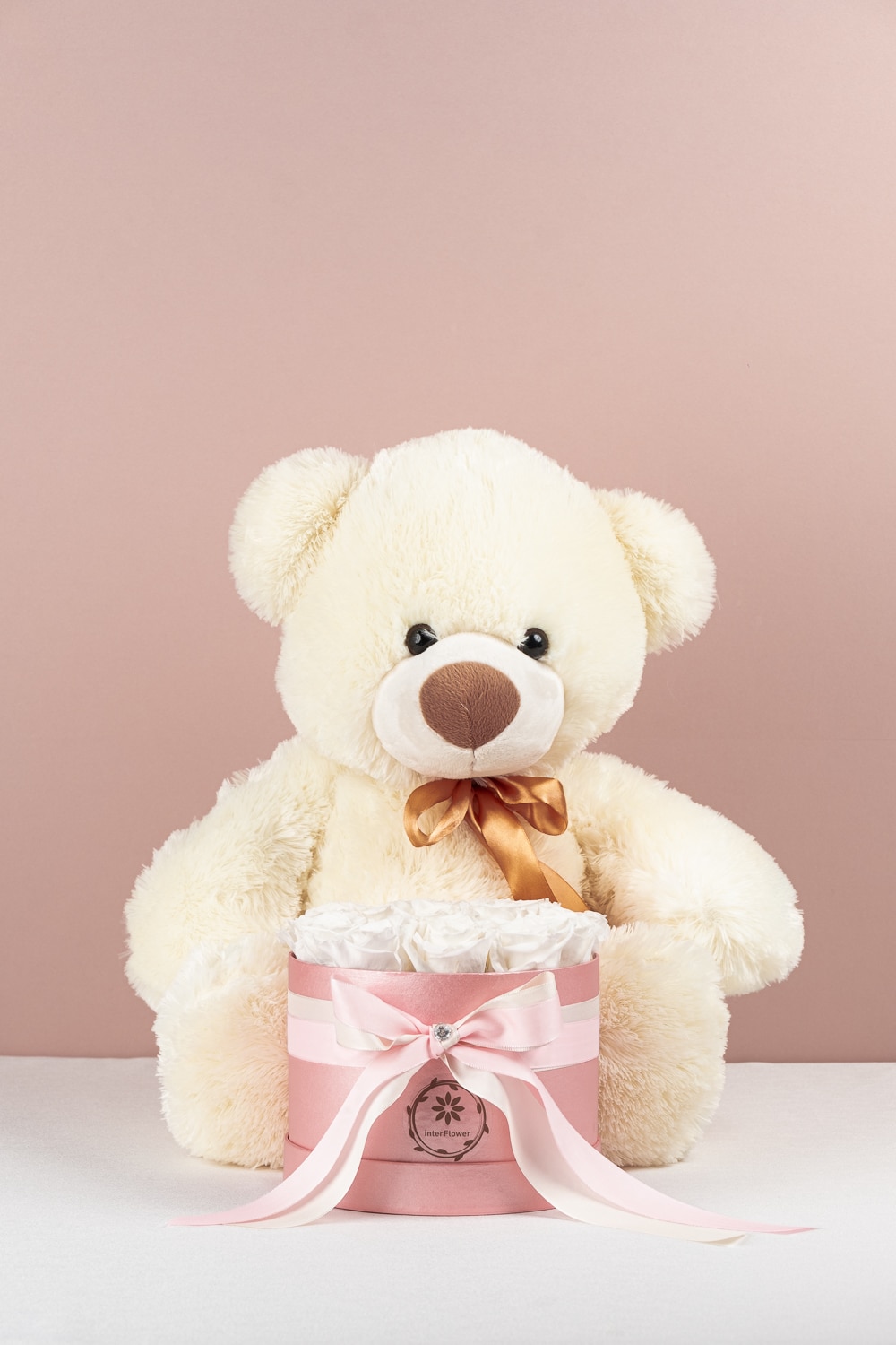 Väikesele tüdrukule